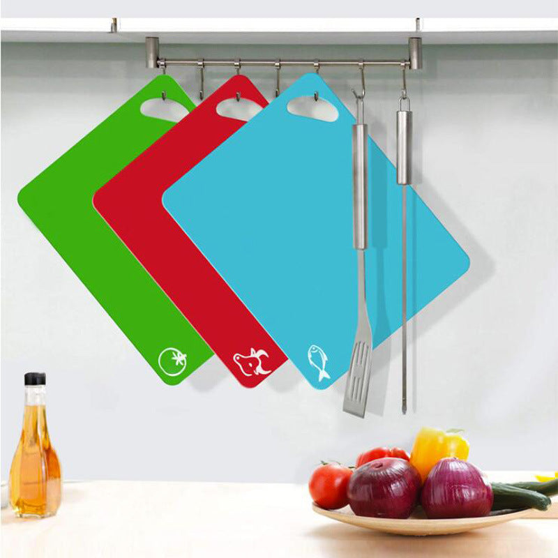 Set of 6 Colored Chopping Board Mats with Food Icons & Easy-Grip Handles